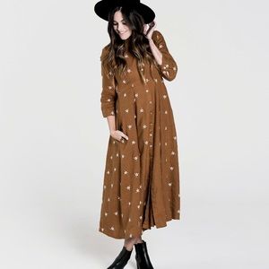 Rylee & Cru berry embroidered maxi dress - MEDIUM